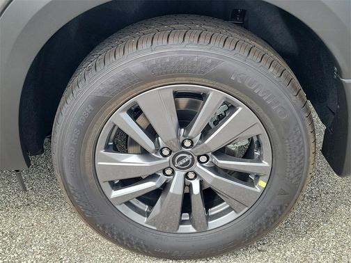 2025 Nissan Pathfinder SV FWD