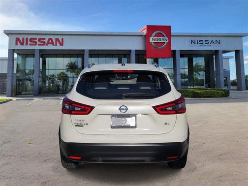 2021 Nissan Rogue Sport SL