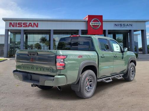 2025 Nissan Frontier PRO-4X
