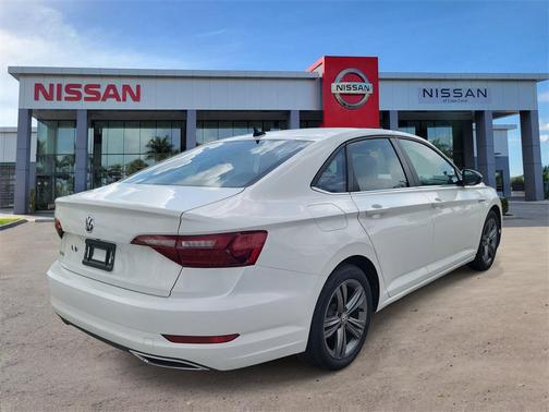 2021 Volkswagen Jetta 1.4T R-Line