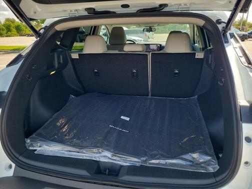 Everest White Pearl Tricoat 2026 Nissan Murano SV