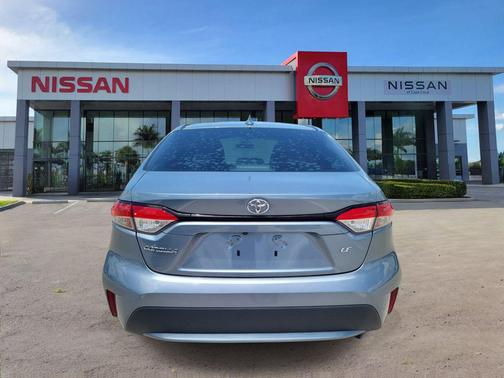 Celestite 2020 Toyota Corolla LE