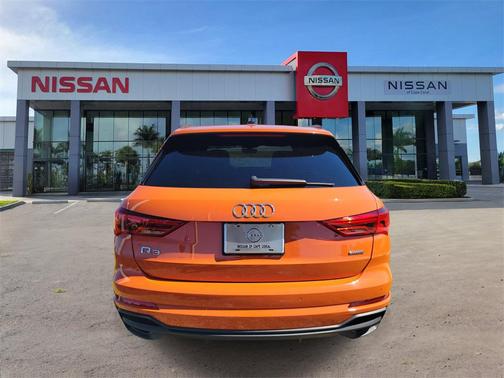 2023 Audi Q3 45 S line Premium Plus