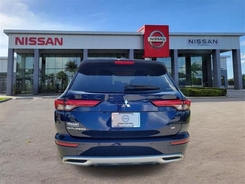 2024 Mitsubishi Outlander SE Black Edition S-AWC