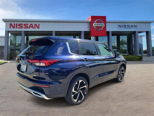 2024 Mitsubishi Outlander SE Black Edition S-AWC