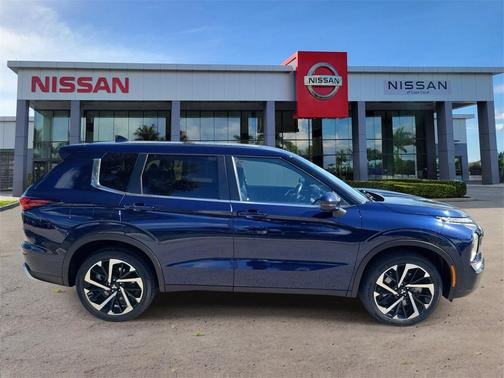 2024 Mitsubishi Outlander SE Black Edition S-AWC