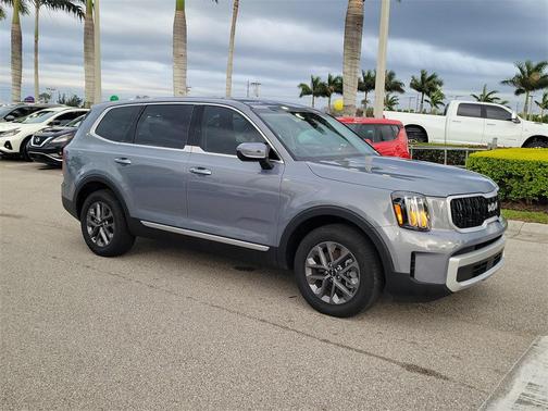2025 Kia Telluride LX