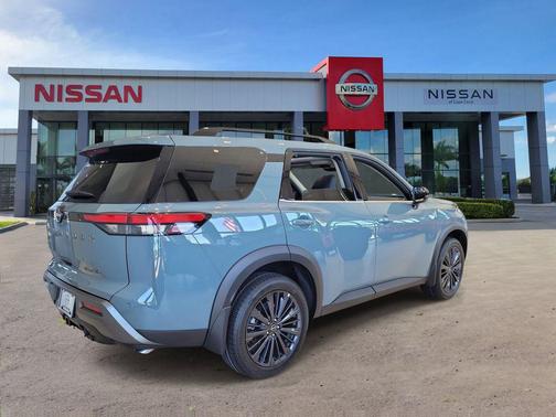 Baltic Teal 2026 Nissan Pathfinder SL