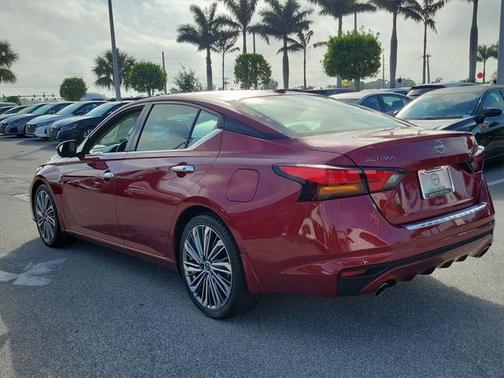 2023 Nissan Altima 2.5 SL