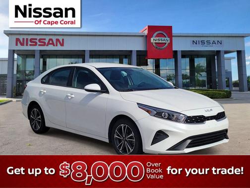 Snow White Pearl 2023 Kia Forte LXS