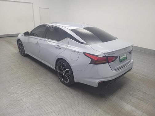 2023 Nissan Altima SR FWD