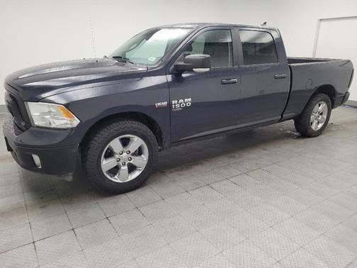 Maximum Steel Metallic Clearcoat 2019 RAM 1500 Big Horn