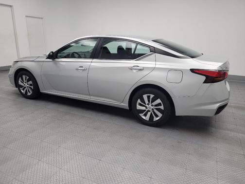 2022 Nissan Altima S FWD