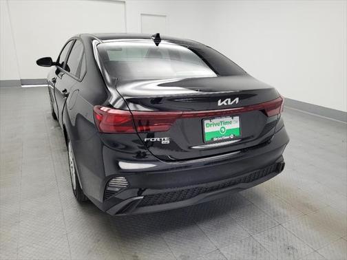 2022 Kia Forte FE