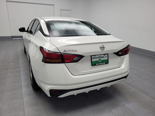 2022 Nissan Altima S FWD