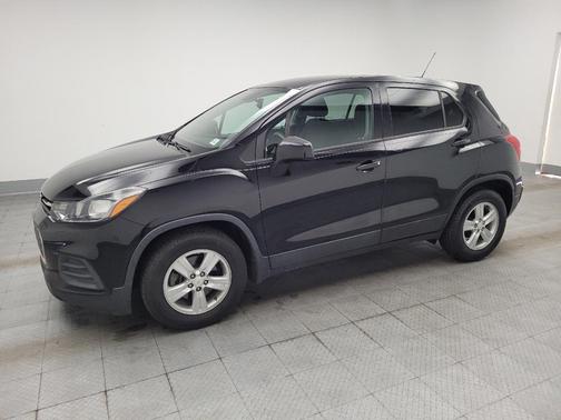 Mosaic Black Metallic 2020 Chevrolet Trax LS