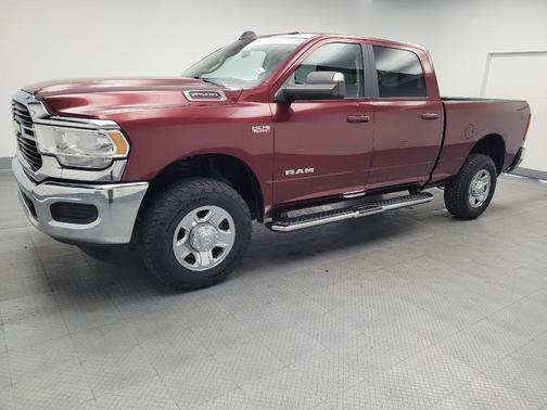 2020 RAM 2500 Big Horn Crew Cab 4X4 6'4' Box
