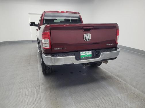 2020 RAM 2500 Big Horn Crew Cab 4X4 6'4' Box