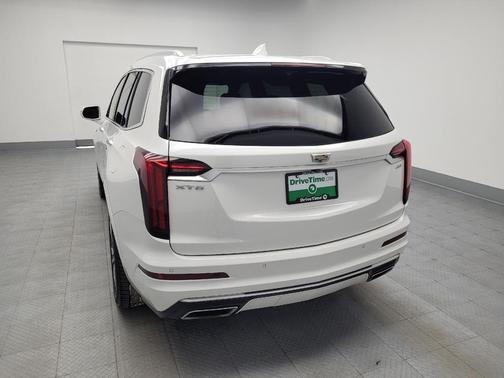 Crystal White Tricoat 2020 Cadillac XT6 Premium Luxury FWD