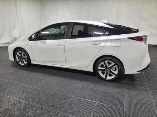 2018 Toyota Prius Four Touring