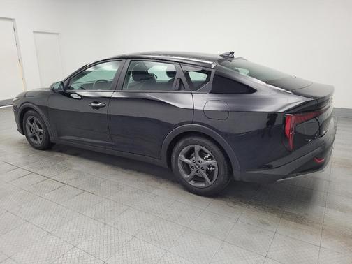 Aurora Black Pearl 2025 Kia K4 LXS