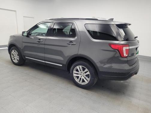 Magnetic Metallic 2018 Ford Explorer XLT