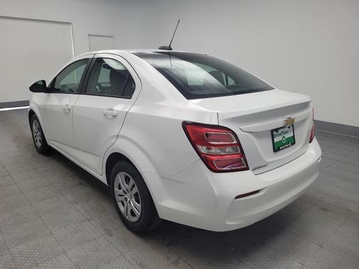Summit White 2018 Chevrolet Sonic LS