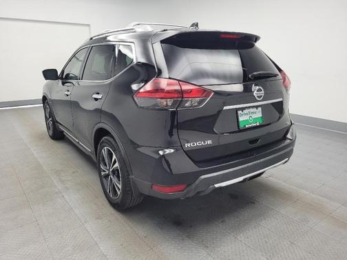 Magnetic Black 2018 Nissan Rogue SL