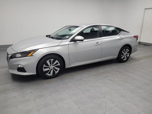 2022 Nissan Altima S FWD