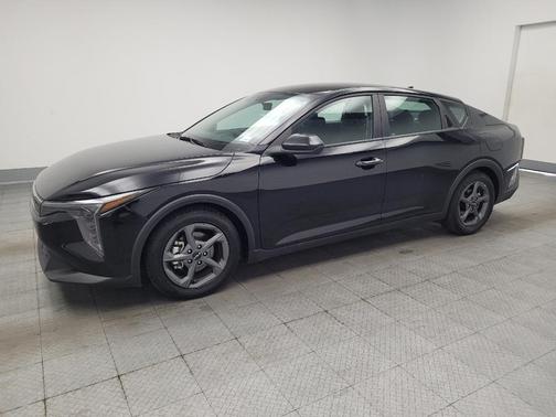 Aurora Black Pearl 2025 Kia K4 LXS