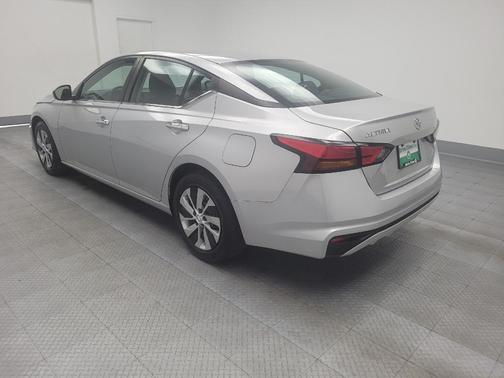2022 Nissan Altima S FWD