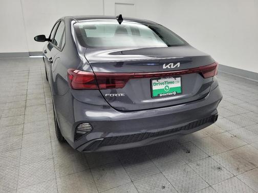 Gravity Gray 2023 Kia Forte LXS