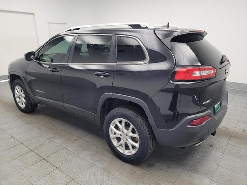 Brilliant Black Crystal Pearlcoat 2016 Jeep Cherokee Latitude
