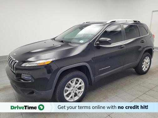 Brilliant Black Crystal Pearlcoat 2016 Jeep Cherokee Latitude