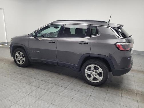 Baltic Gray Metallic Clearcoat 2024 Jeep Compass Latitude