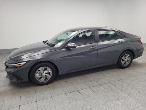 Ecotronic Gray 2025 Hyundai ELANTRA SE