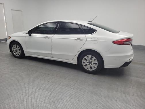 2019 Ford Fusion S
