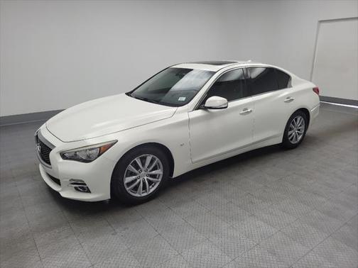 2015 INFINITI Q50 Base