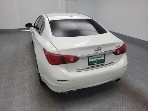 2015 INFINITI Q50 Base