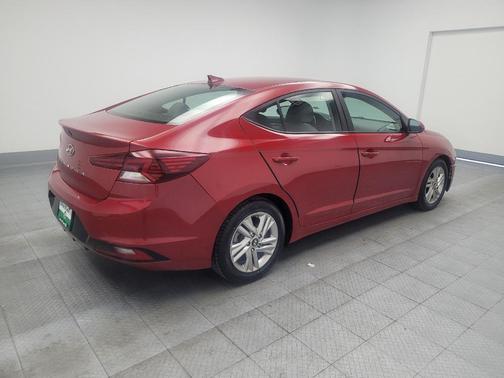 2019 Hyundai ELANTRA Value Edition