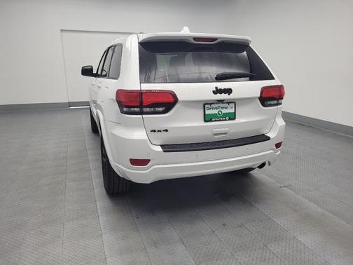2020 Jeep Grand Cherokee Altitude