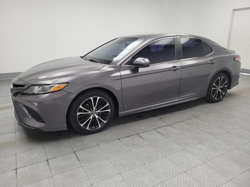 Predawn Gray Mica 2019 Toyota Camry SE