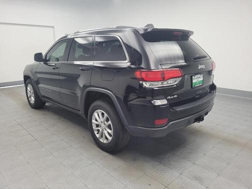 Diamond Black Crystal Pearlcoat 2021 Jeep Grand Cherokee Laredo