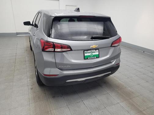 Sterling Gray Metallic 2024 Chevrolet Equinox 1LT
