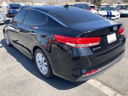 Photo 4 of 32 of 2018 Kia Optima EX