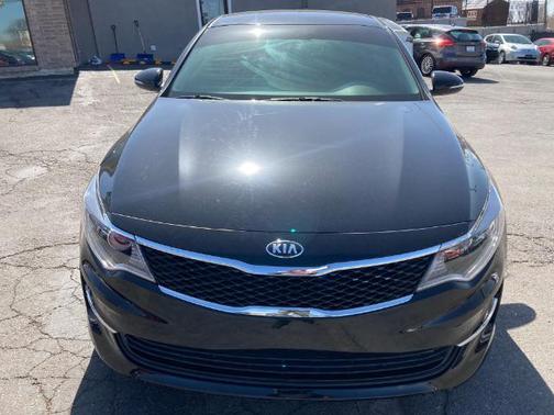 Photo 2 of 32 of 2018 Kia Optima EX