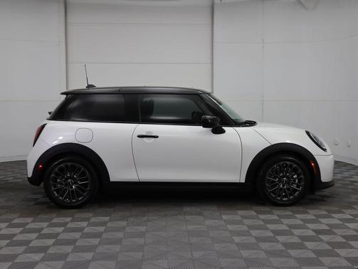 2025 MINI Hardtop Cooper
