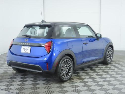 2025 MINI Hardtop Cooper