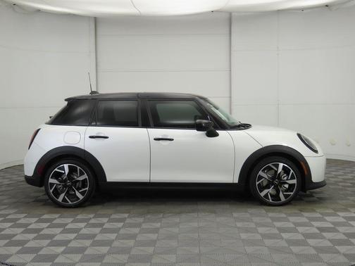 2026 MINI Hardtop Cooper