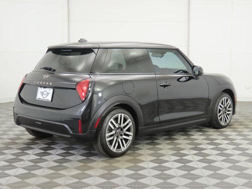 2025 MINI Hardtop Cooper